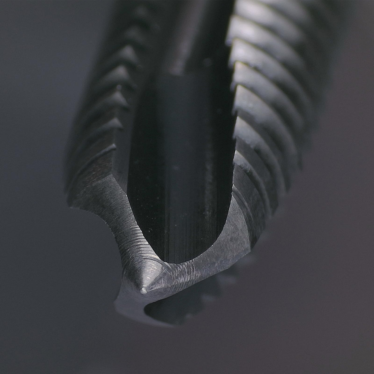 WEXWE Tools M10 x 1.5 Spiral Point Threading Tap, Metric Machine Threading Tap High Speed Steel Cobalt(HSSCo) With AlTiN Coating, Round Shank with Square End， H2 Tolerance, 2pcs