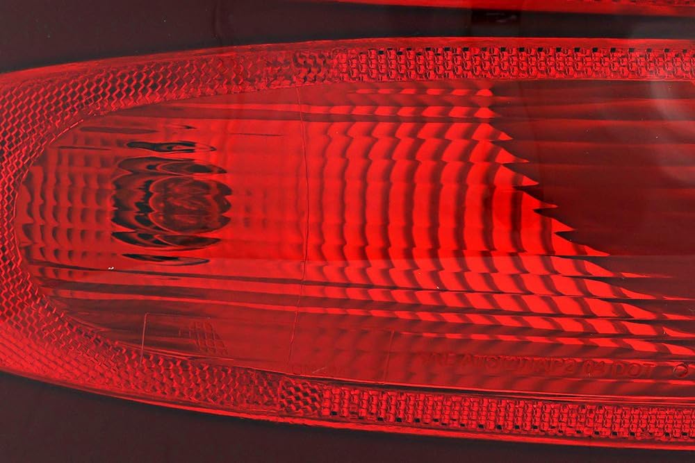 For Pontiac Grand Prix Outer Tail Light 2004 2005 2006 2007 2008