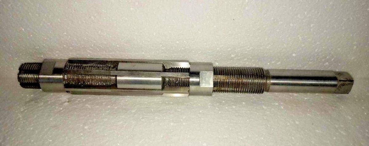 H15 (L) Adjustable Hand Reamer 1-1/2" to 1-13/16"