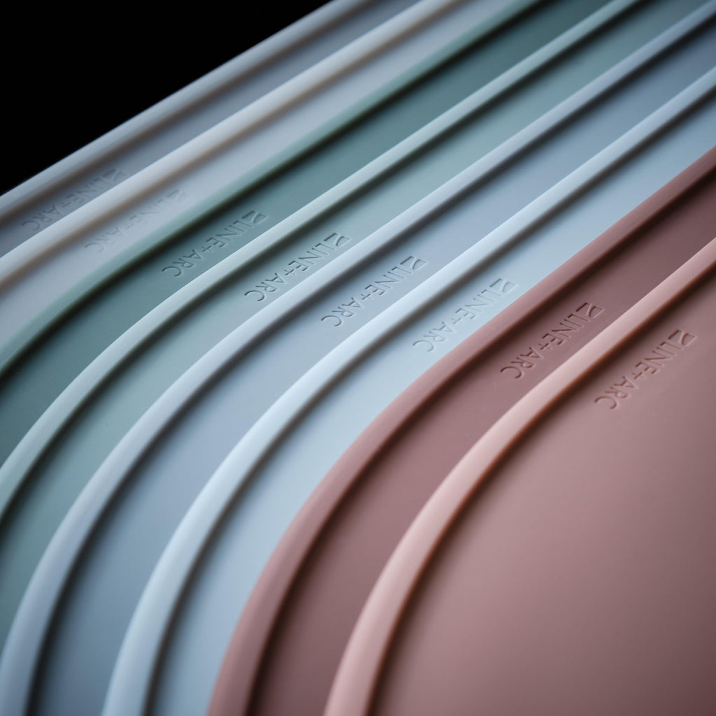 Waterproof, Stain-Resistant, Heat-Safe Silicone Degrē Placemats (20.5x13, Set of 2 Terracotta) 3mm-High Rim Adults