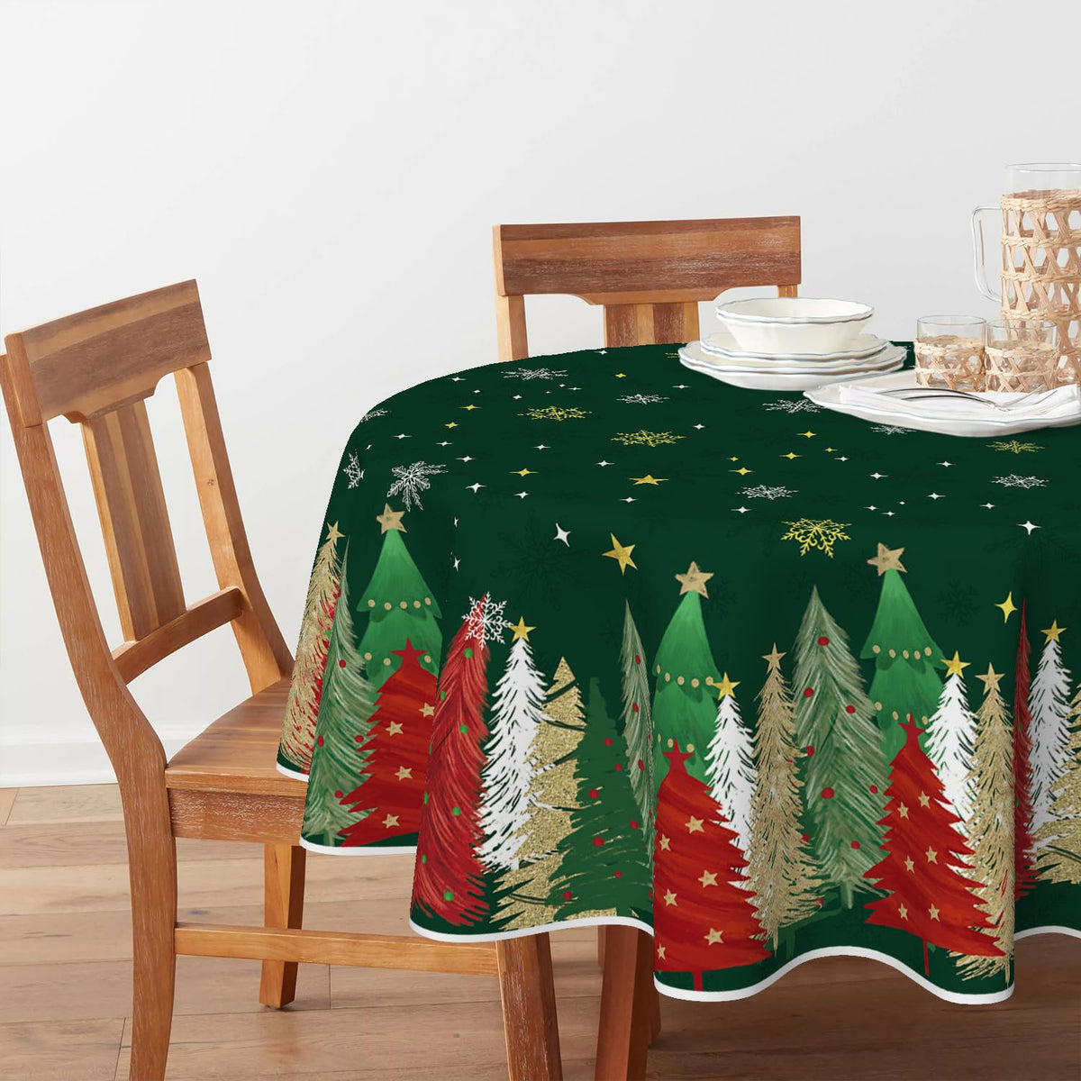 Christmas Tablecloth 70 x 70 Inch Round Christmas Trees Green