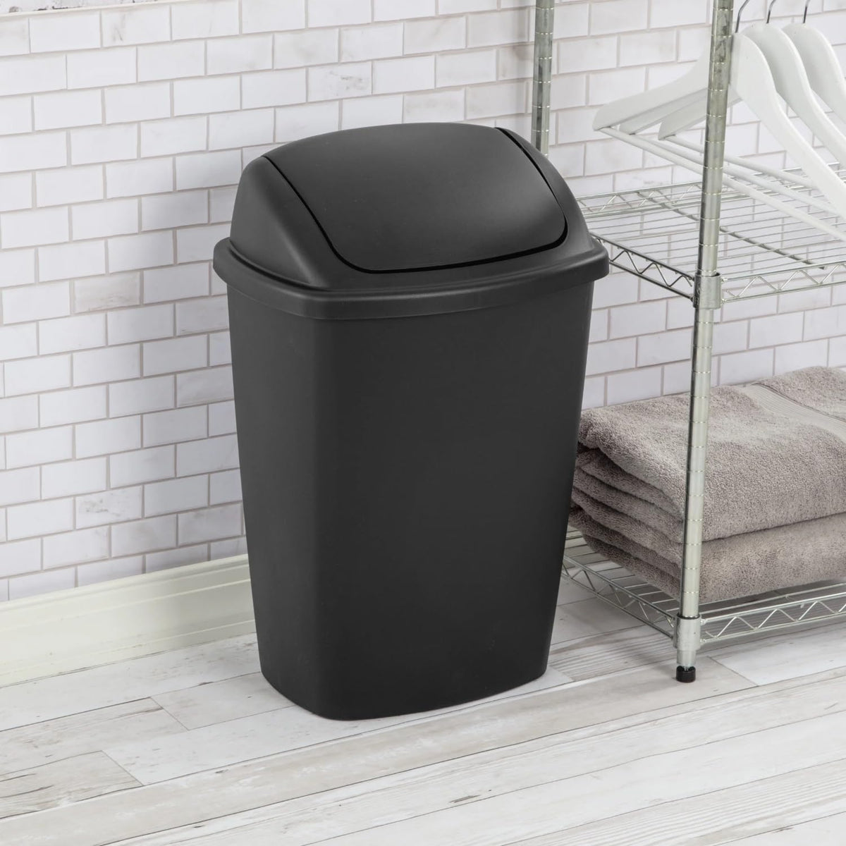 Kitchen Trash Can, 7.5 Gallon Plastic Garbage Bin with Swing Top Lid, Black