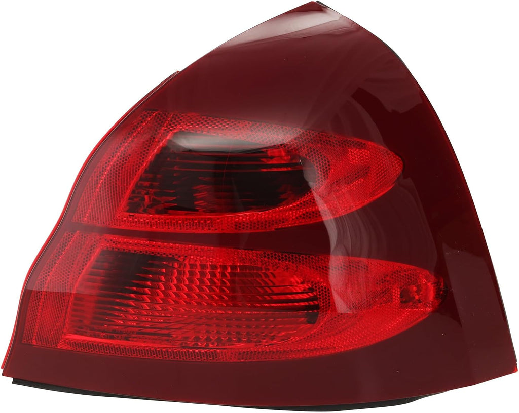 Garage-Pro Tail Light for PONTIAC GRAND PRIX 2004-2008 RH Assembly