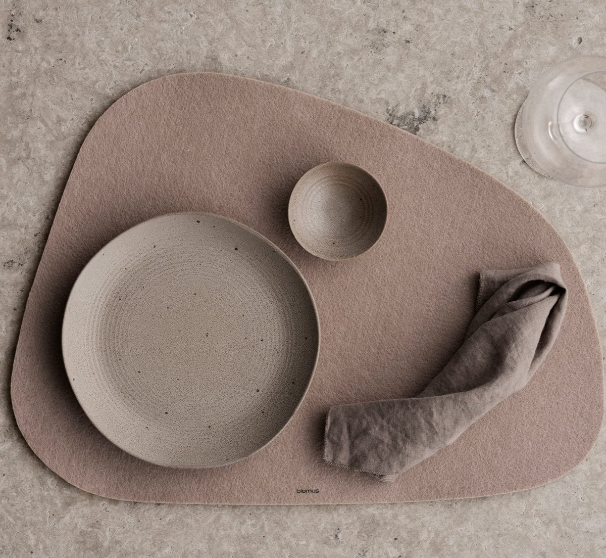 LAGONA Felt Placemat - Rustic Brown