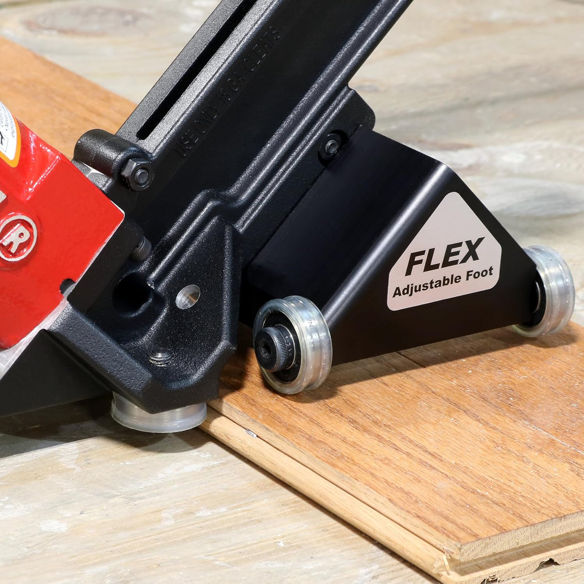 50P2FLEXPRXLW Pneumatic 18 Gauge L-Cleat Flooring Nailer with Flex Power Roller Adjustable Base