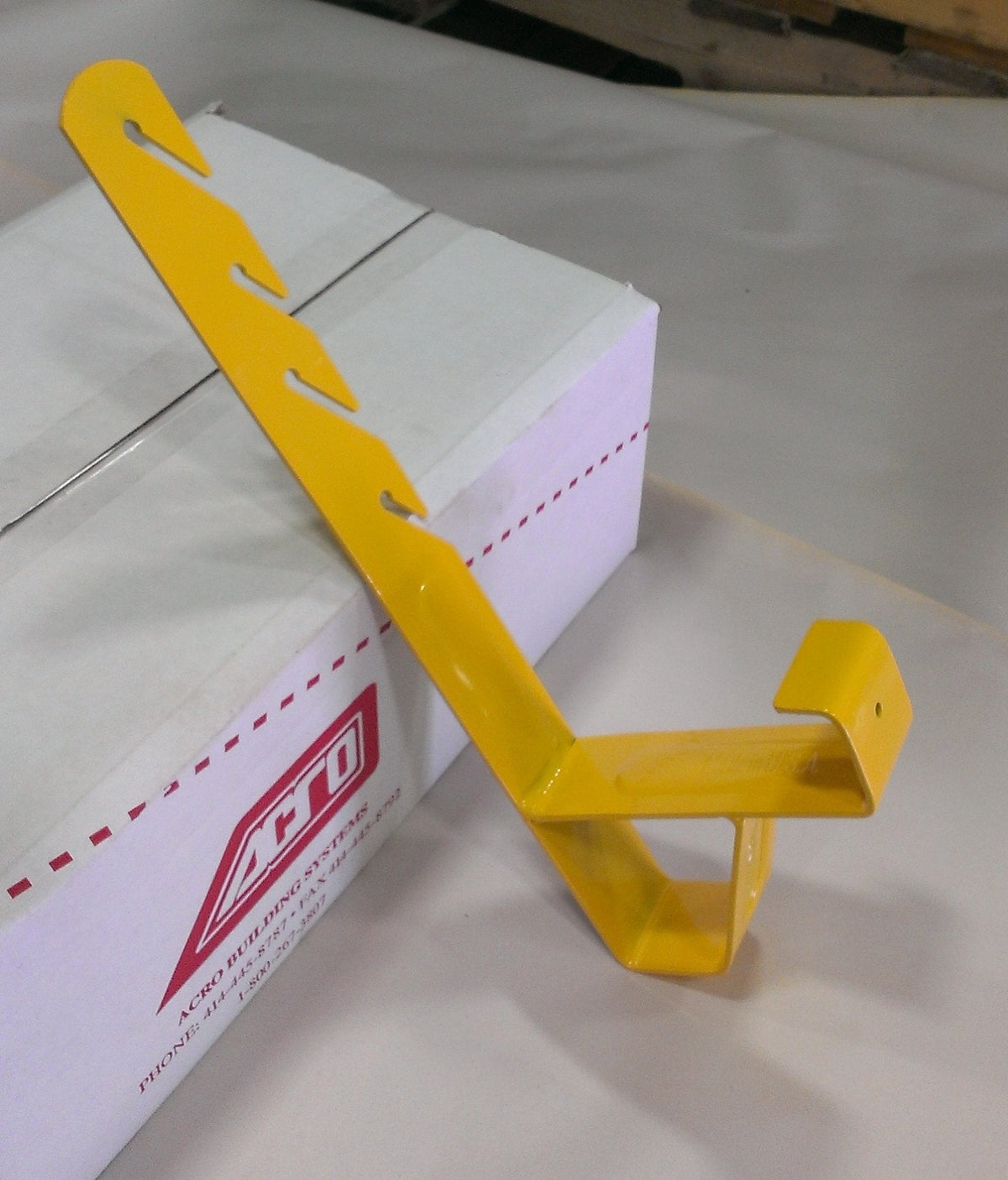 Contractor Grade Fixed Roof Bracket 60 Degree, 2x6 Plank. Box of 12