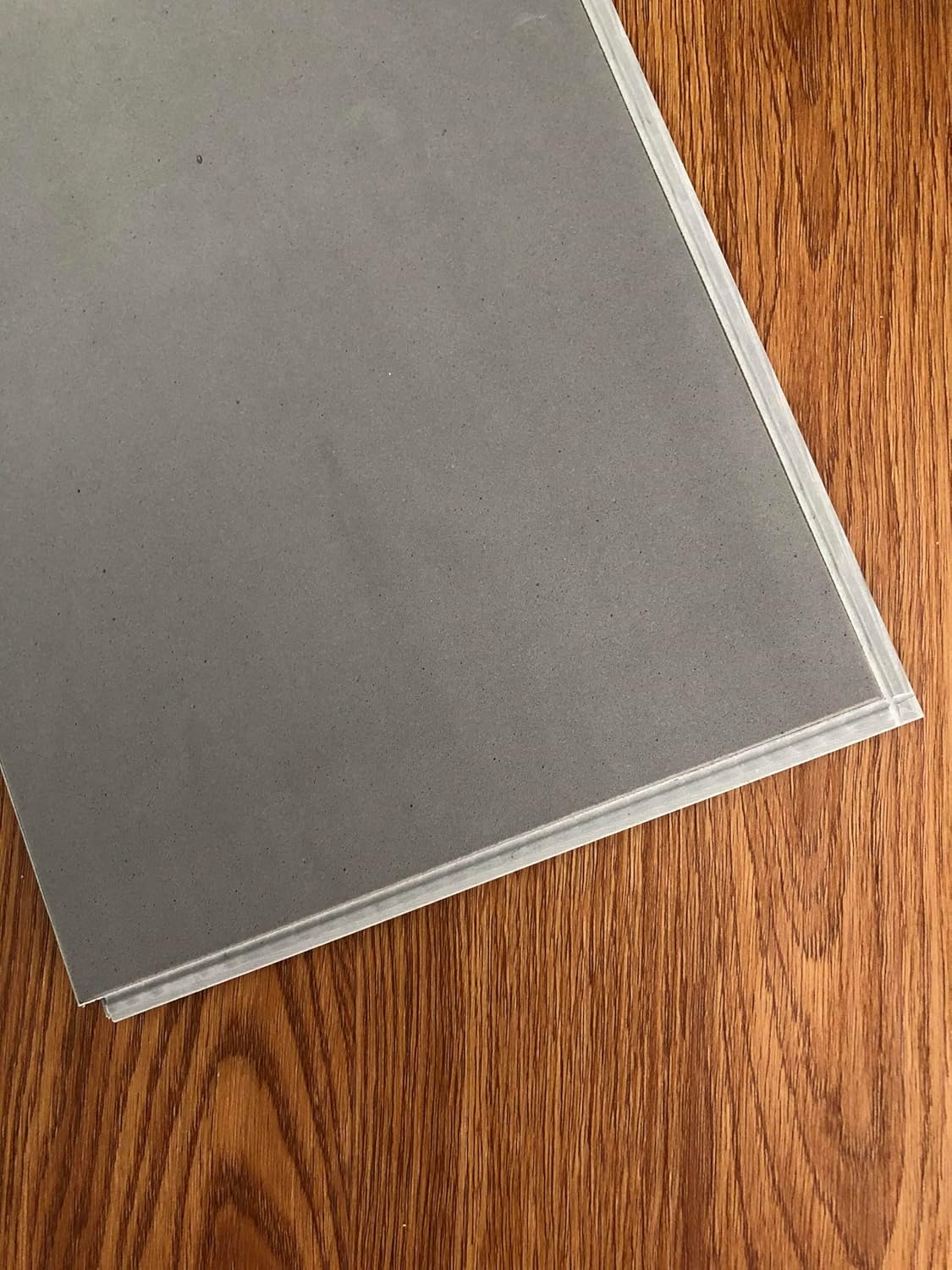 Gunstock-$4.18/sqft Vinyl Plank Waterproof Click Lock Luxury Flooring (48 in x 7-3/8 in x 6mm/22mil)