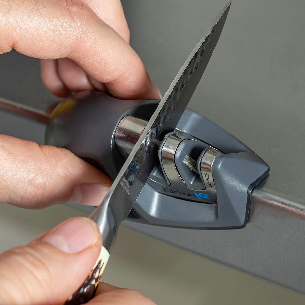 SMITH’S Deluxe Diamond Edge Grip Knife Sharpener, CDU