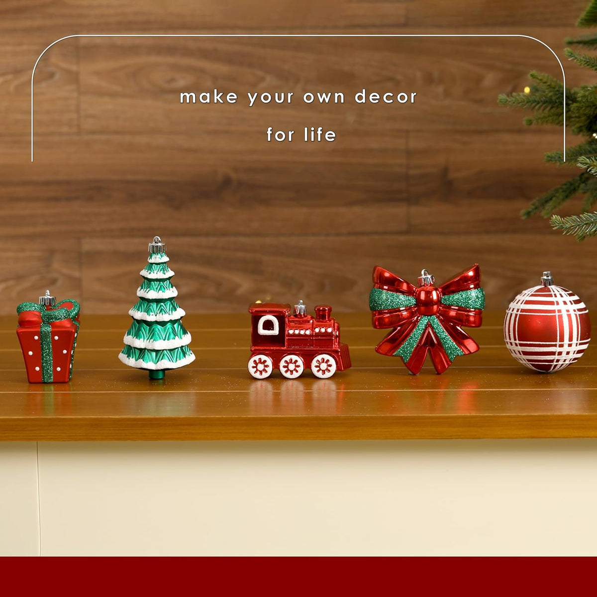 82pcs Classic Christmas Balls Ornaments Set, Red, White and Green | Delightful Gift Set, Shatterproof Plastic
