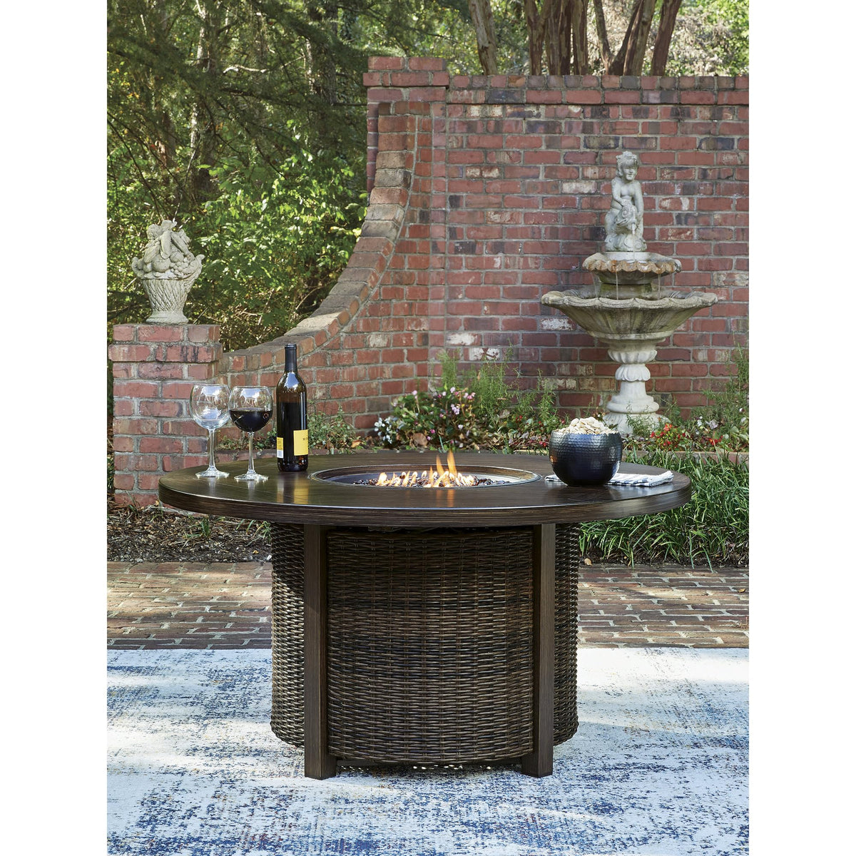 Outdoor Fire Pit Table, Round Wicker Propane