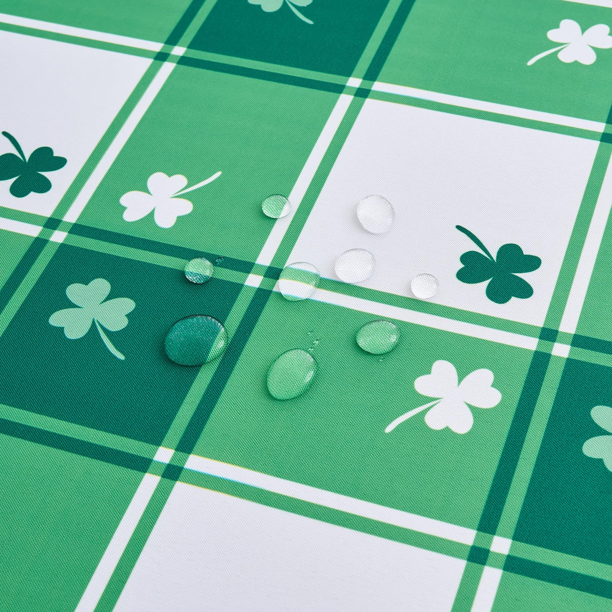 St Patricks Day Tablecloth Rectangle Shamrock Green and White Plaid Table Cloth - 60 x 84 Oblong Polyester Irish