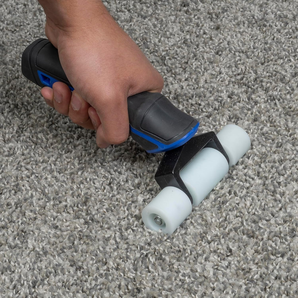 Smooth Wheel Cut Pile Seam Roller