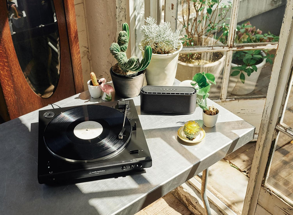 AT-LP60XBT-BK Fully Automatic Wireless Belt-Drive Stereo Turntable, Hi-Fi, 2 Speed, Anti-Resonance, Die-Cast Aluminum