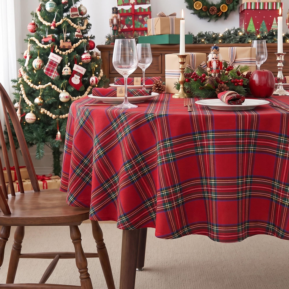 Round Christmas Tablecloth 60 Inch, Farmhouse Buffalo Plaid