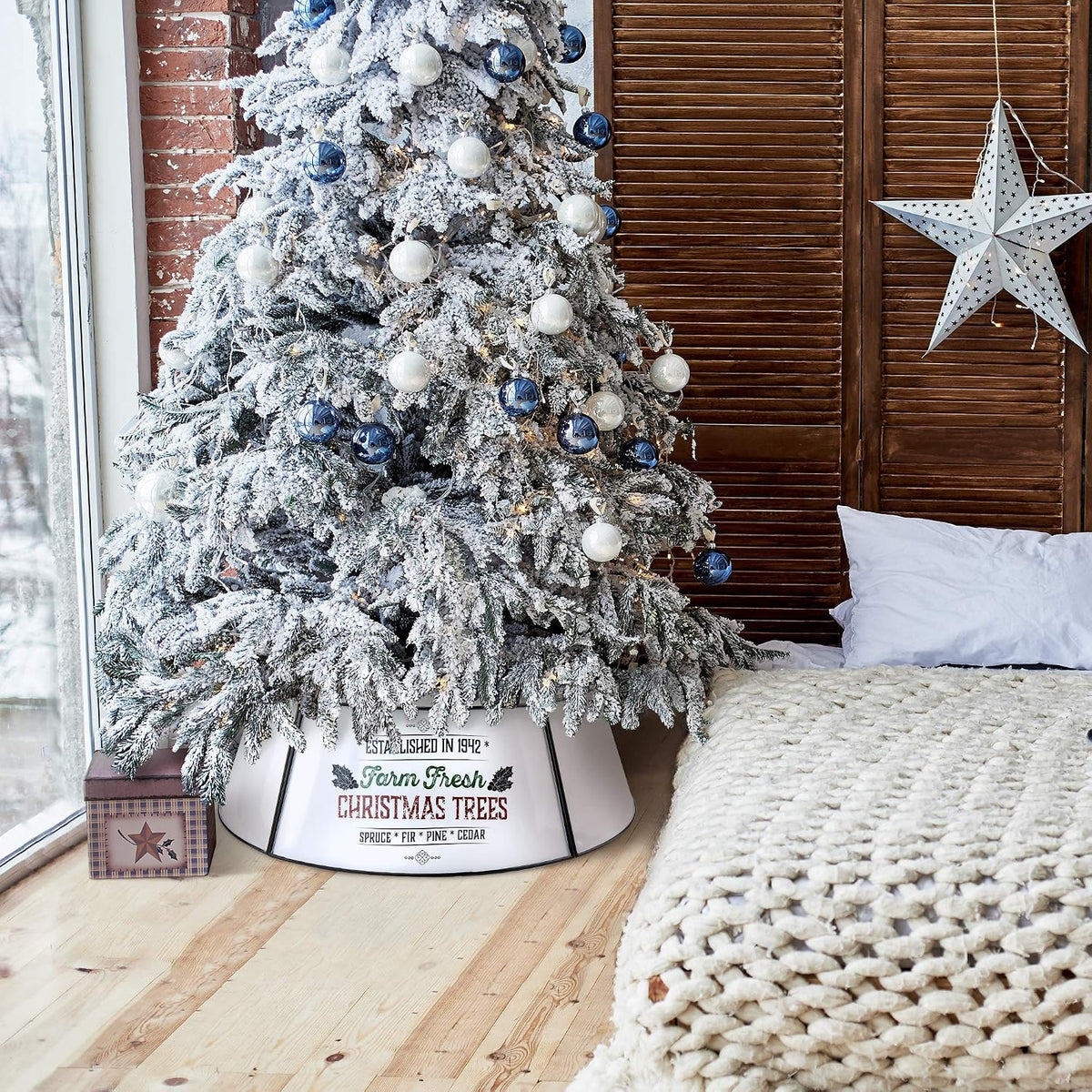 Farmhouse Christmas Tree Collar - Authentic Easy Set Up 30" Tree Ring - Beautiful White Christmas Tree Skirt